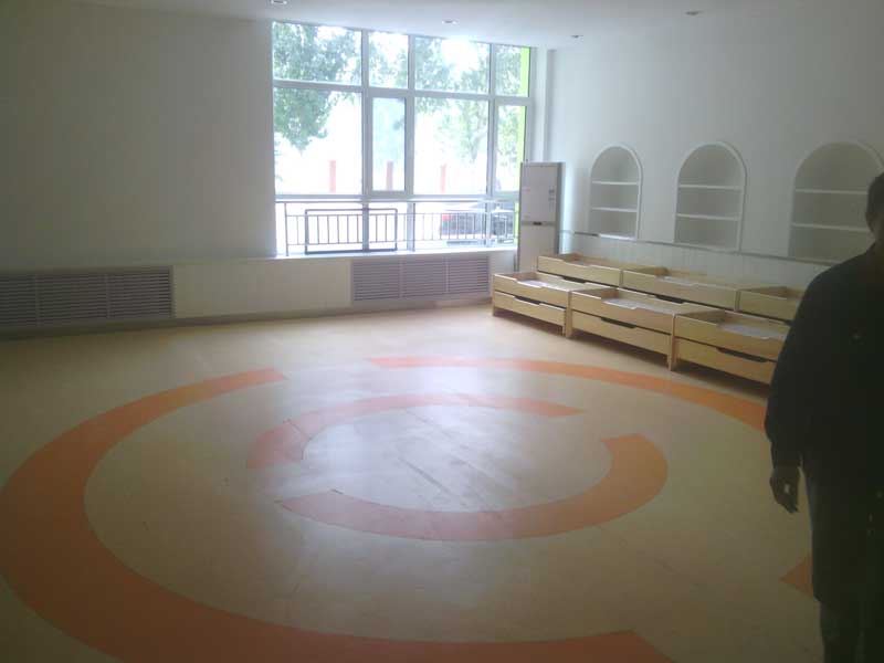 山東省臨沂蘭山區職業中等學校塑膠地板