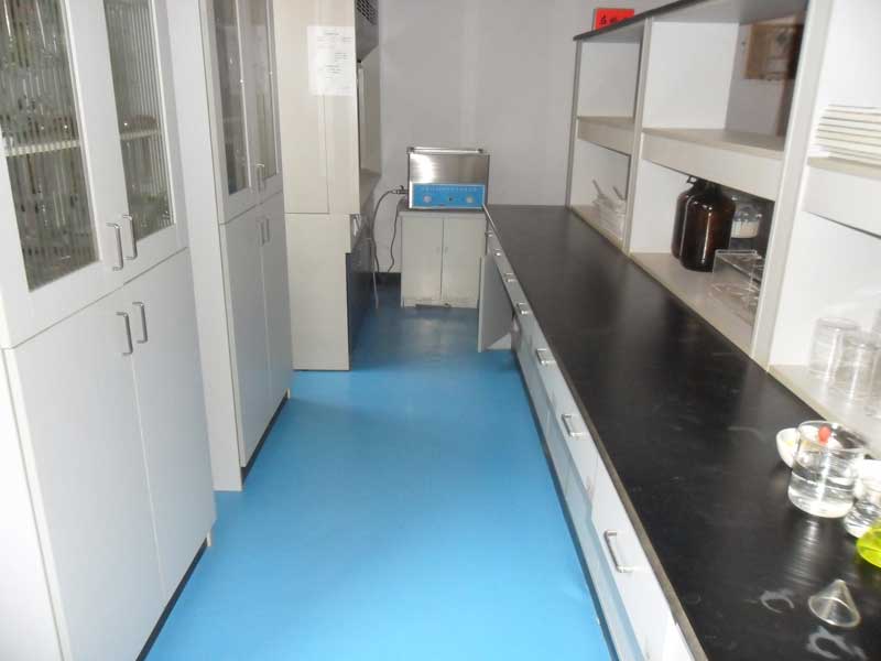 醫(yī)院用地板膠是什么材料的 通常醫(yī)院地板膠是什么材料?