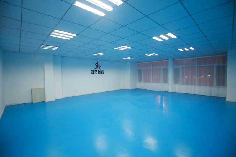 pvc運動地板泡水后該怎么處理?