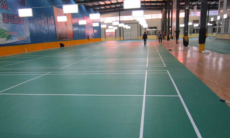 羽毛球地板 羽毛球地板膠減震防滑功能實(shí)現(xiàn)原理
